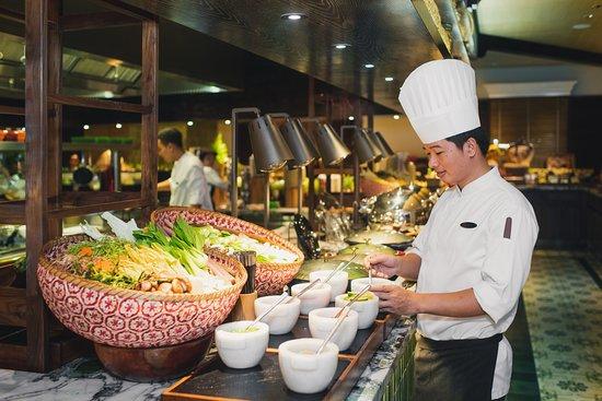 C'est la Vie Restaurant