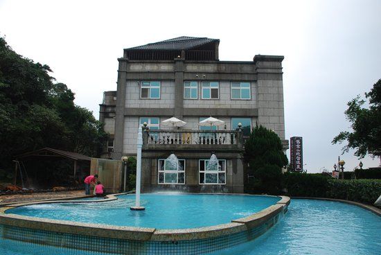 The Governor-General Hot Spring