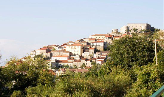 Castello Normanno Di Postiglione