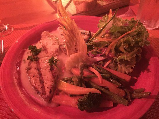 Mesoreen Cafe Bistro