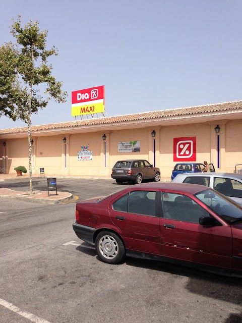 Centro Comercial La Colonia