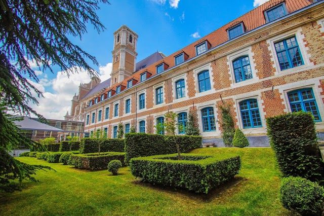 Library of the Agglomeration of St. Omer