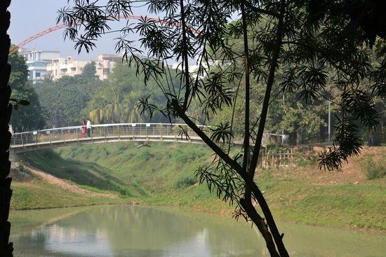 Gulshan Lake Park