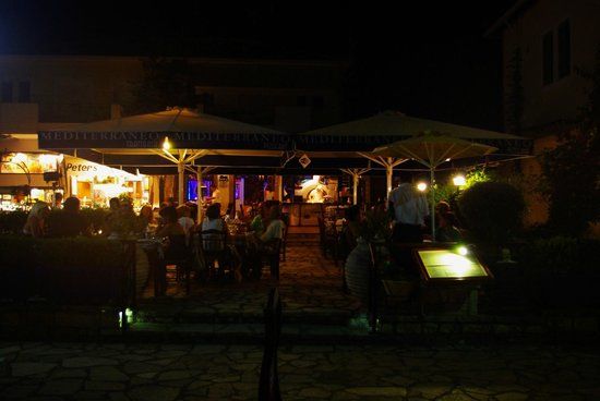 Mediterraneo Pizzeria & Trattoria