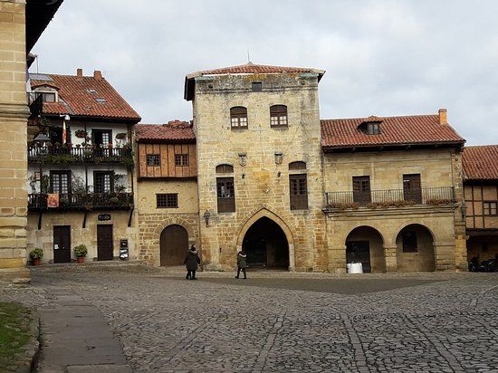 Plaza Mayor de Ramón y Pelayo