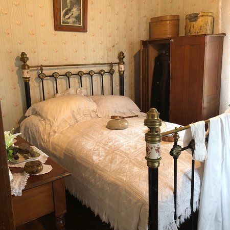 Pukekohe's Pioneer Cottage