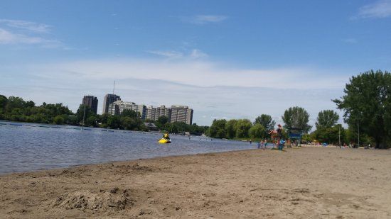 Mooney's Bay Park and Beach