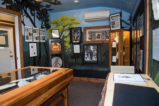 Harrison Hot Spring Visitor Centre and Sasquatch Museum